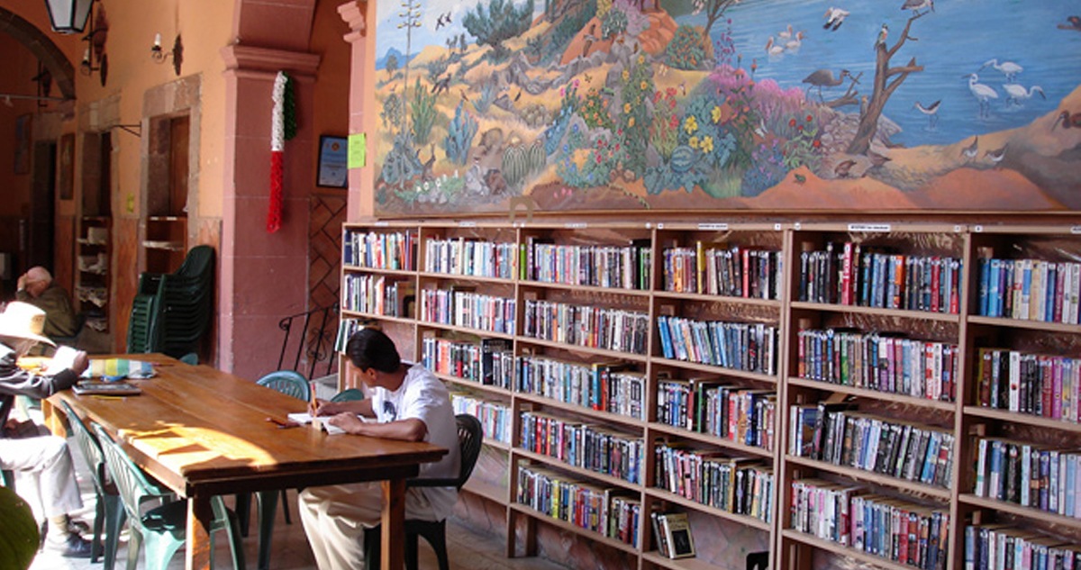 Biblioteca P San Miguel Allende